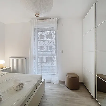 Apartment Les Allees Blatin 4 Pers *